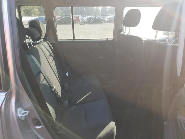 JTLKT324464075419 - 2006 TOYOTA SCION XB Silber Foto 6