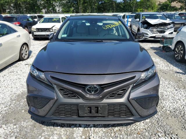 4T1G11BK8PU073762 - 2023 TOYOTA CAMRY SE NIGHT SHADE GRAY photo 5