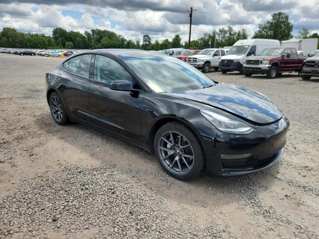 5YJ3E1EB9NF110956 - 2022 TESLA MODEL 3 Negro foto 4