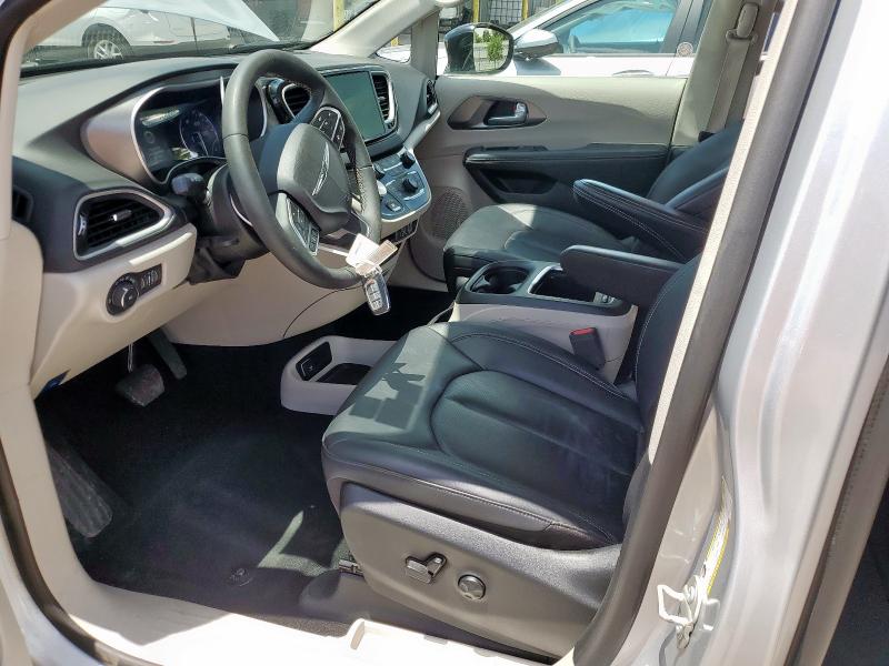 2C4RC1BG1RR132203 - 2024 CHRYSLER PACIFICA TOURING L SILVER photo 7