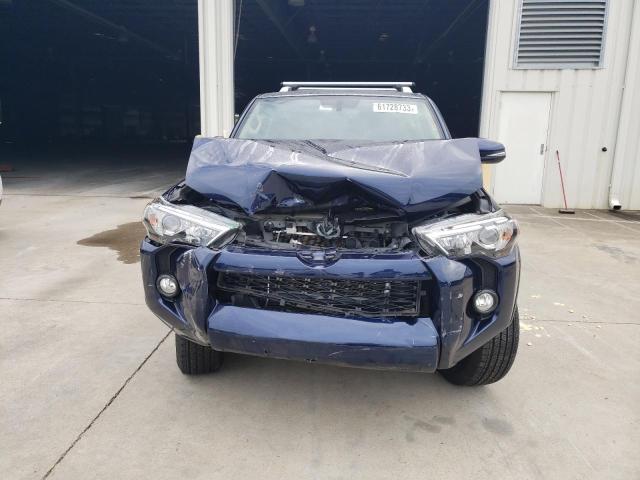JTEBU5JR3J5605637 - 2018 TOYOTA 4RUNNER SR5/SR5 PREMIUM 蓝色 照片 5