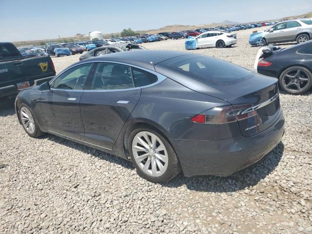 5YJSA1E2XHF218823 - 2017 TESLA MODEL S Gri fotoğraf 2