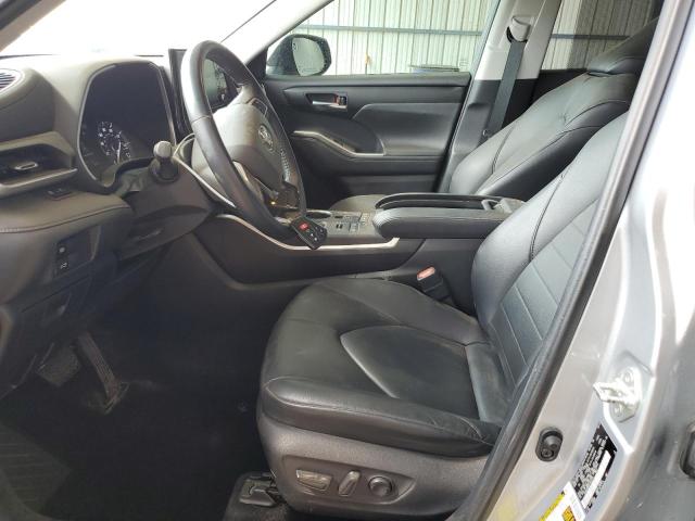 5TDGZRBH6LS514111 - 2020 TOYOTA HIGHLANDER XLE Argent photo 7