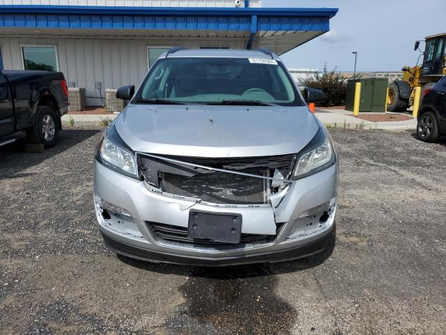 1GNKRFKDXHJ328296 - 2017 CHEVROLET TRAVERSE LS SILVER photo 5