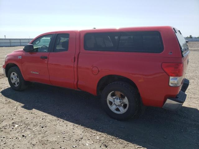 5TFBV54118X033490 - 2008 TOYOTA TUNDRA DOUBLE CAB RED photo 2