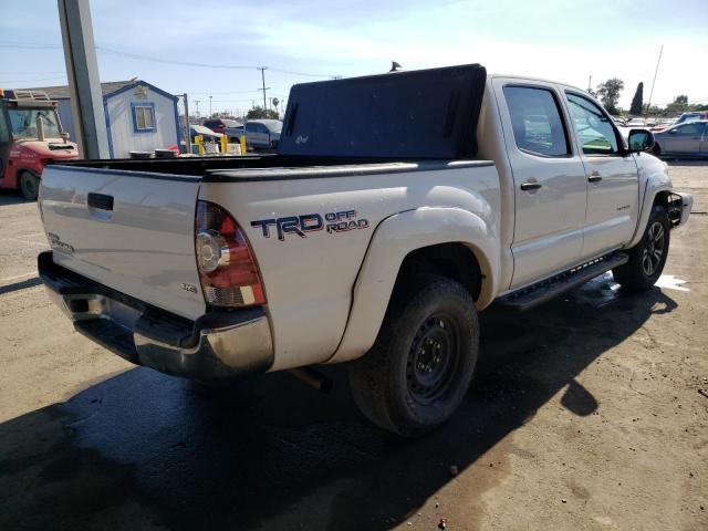 3TMJU4GN9FM174513 - 2015 TOYOTA TACOMA DOUBLE CAB PRERUNNER WHITE photo 3