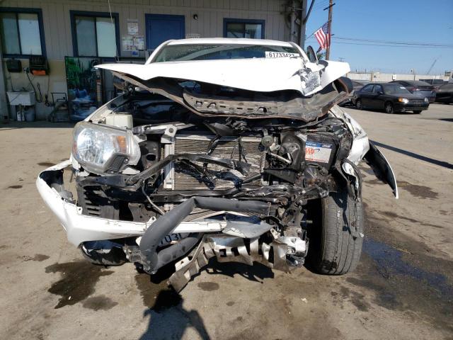 3TMJU4GN9FM174513 - 2015 TOYOTA TACOMA DOUBLE CAB PRERUNNER WHITE photo 5