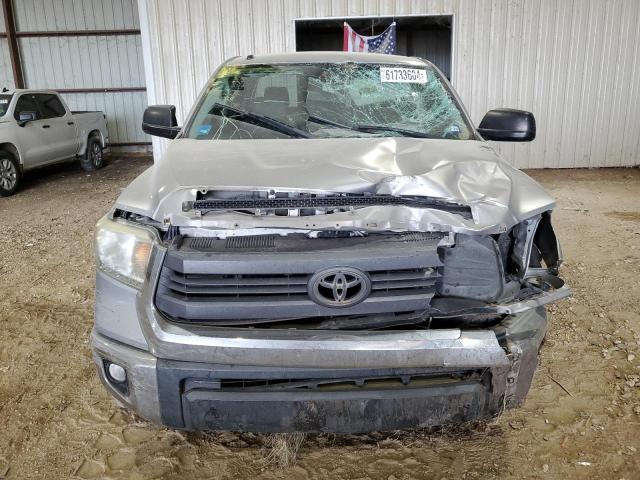 5TFEM5F15EX080000 - 2014 TOYOTA TUNDRA CREWMAX SR5 SILVER photo 5