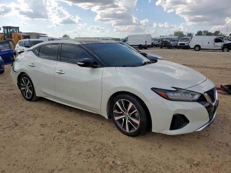 1N4AA6AV4KC375962 - 2019 NISSAN MAXIMA S WHITE photo 4
