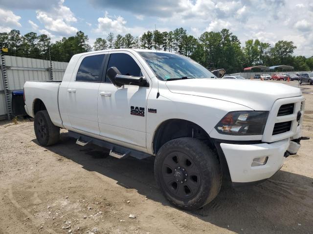 3C6UR5MJ6HG581297 - 2017 RAM 2500 SLT Blanc photo 4