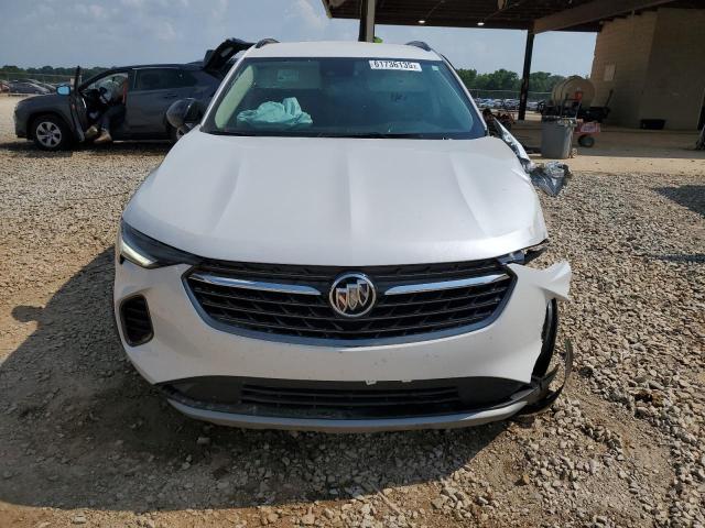 LRBFZMR40PD174973 - 2023 BUICK ENVISION PREFERRED თეთრი ფოტო 5