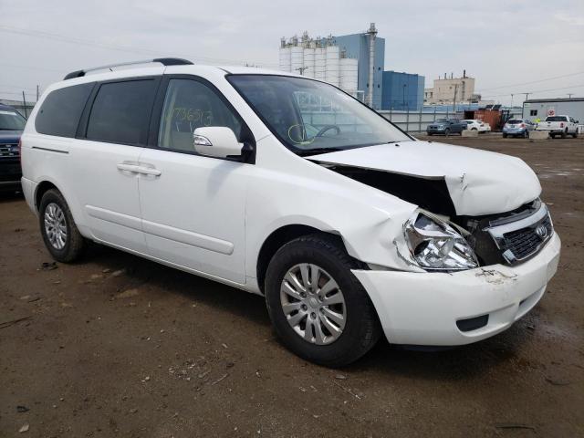 KNDMG4C78C6415565 - 2012 KIA SEDONA LX WHITE photo 4