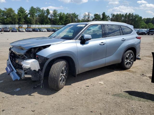 2022 TOYOTA HIGHLANDER XLE, 