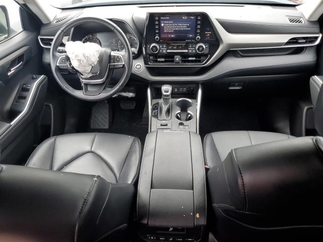 5TDGZRBH1NS172196 - 2022 TOYOTA HIGHLANDER XLE BLUE photo 8