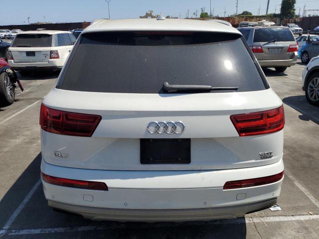 WA1LAAF78HD023075 - 2017 AUDI Q7 PREMIUM PLUS Սպիտակ լուսանկար 6