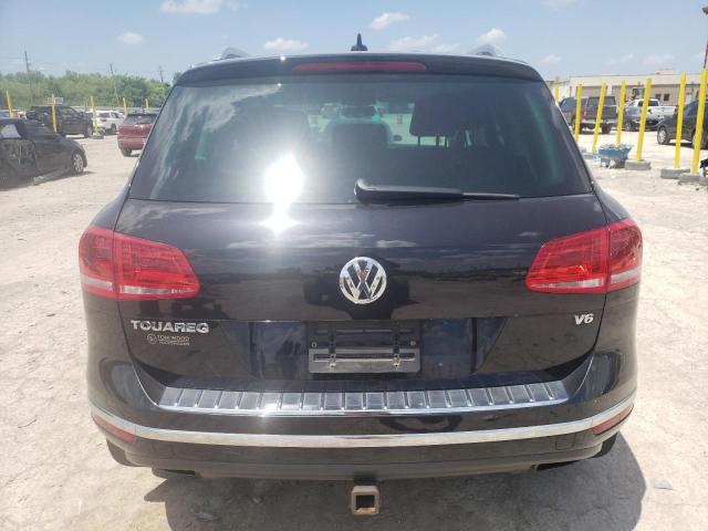 WVGEF9BP3FD005550 - 2015 VOLKSWAGEN TOUAREG V6 BLACK photo 6