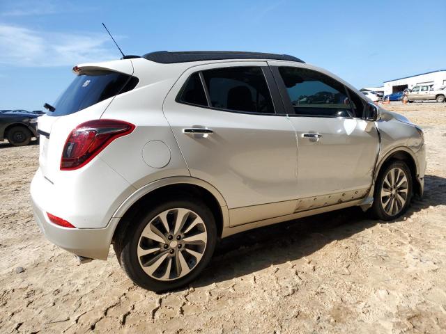 KL4CJASB3KB857056 - 2019 BUICK ENCORE PREFERRED WHITE photo 3