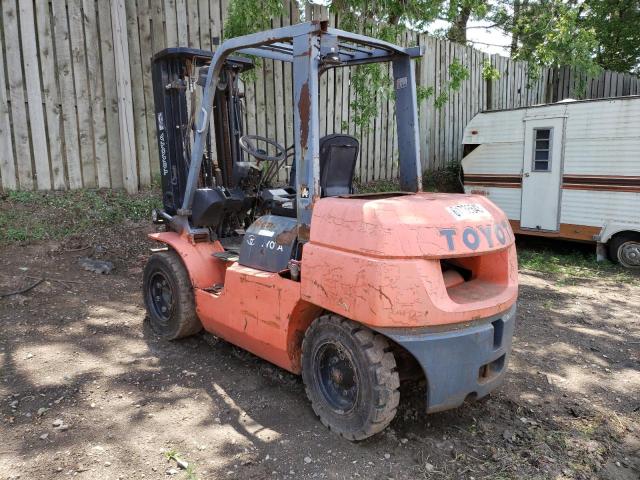71017 - 2011 TOYOTA FORKLIFT წითელი ფოტო 3