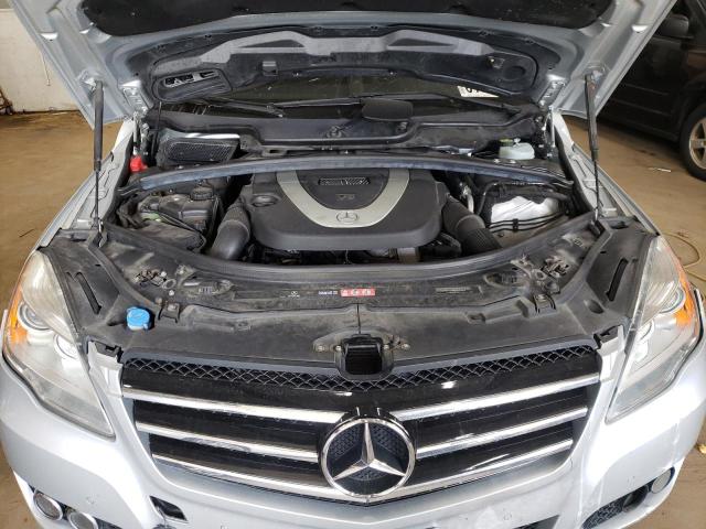 4JGCB6FE9BA117503 - 2011 MERCEDES-BENZ R 350 4MATIC SILVER photo 12