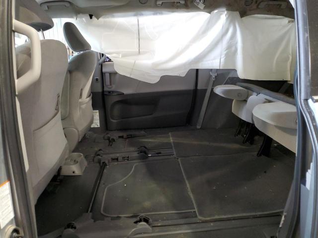 5TDKZ3DC0LS049382 - 2020 TOYOTA SIENNA LE SILVER photo 11