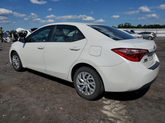 5YFBURHE0HP712690 - 2017 TOYOTA COROLLA L WHITE photo 2