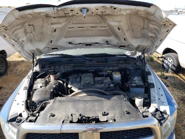 3C7WRTCL2FG672091 - 2015 RAM 3500 WHITE photo 11