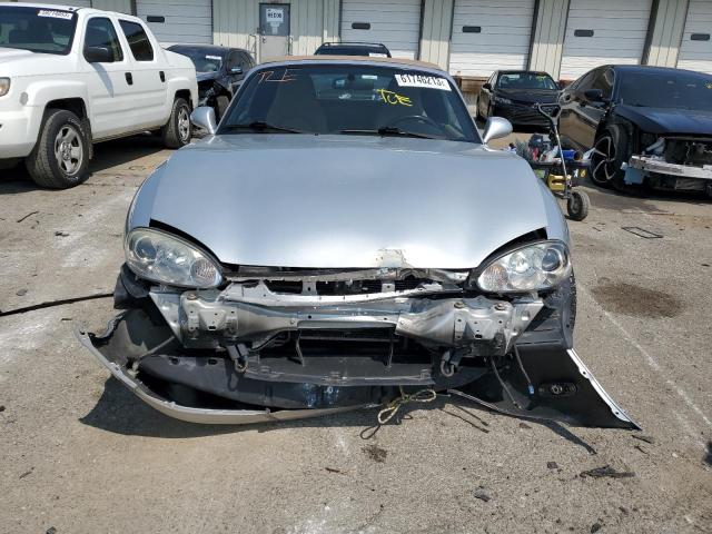 JM1NB353610208325 - 2001 MAZDA MX-5 MIATA BASE SILVER photo 5