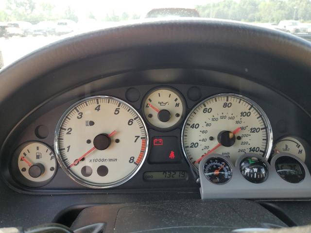 JM1NB353610208325 - 2001 MAZDA MX-5 MIATA BASE SILVER photo 9