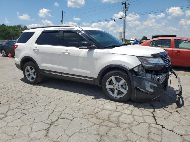 1FM5K8D88HGD14377 - 2017 FORD EXPLORER XLT Blanc photo 4