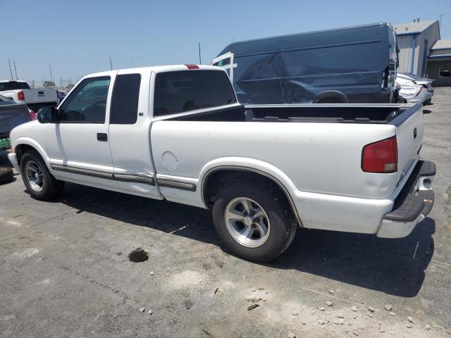 1GCCS19W418157490 - 2001 CHEVROLET S TRUCK S10 WHITE photo 2