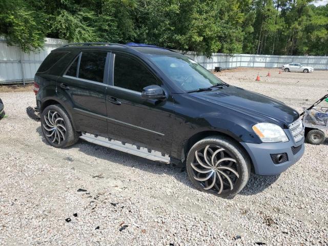 4JGBB8GBXBA646664 - 2011 MERCEDES-BENZ ML 350 4MATIC BLACK photo 4