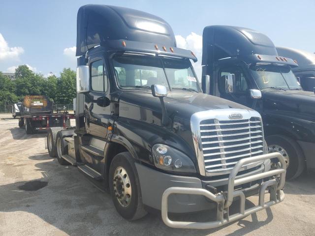 2017 FREIGHTLINER CASCADIA 1, null