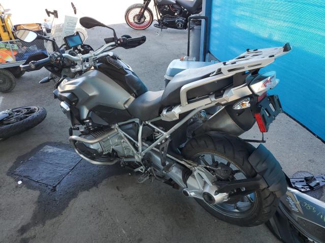 WB10A1103FZ187303 - 2015 BMW R1200 GS TWO TONE photo 3