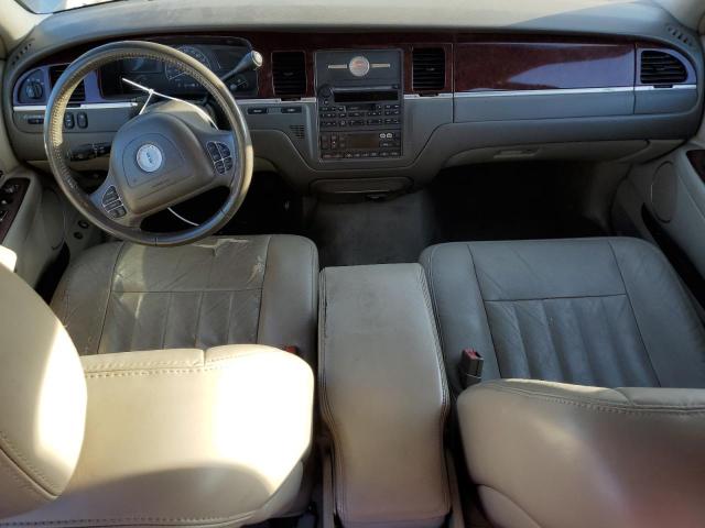 1LNHM81W74Y647703 - 2004 LINCOLN TOWN CAR EXECUTIVE SILVER photo 8