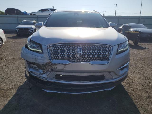 5LMCJ2D98KUL15132 - 2019 LINCOLN MKC SELECT Արծաթագույն լուսանկար 5