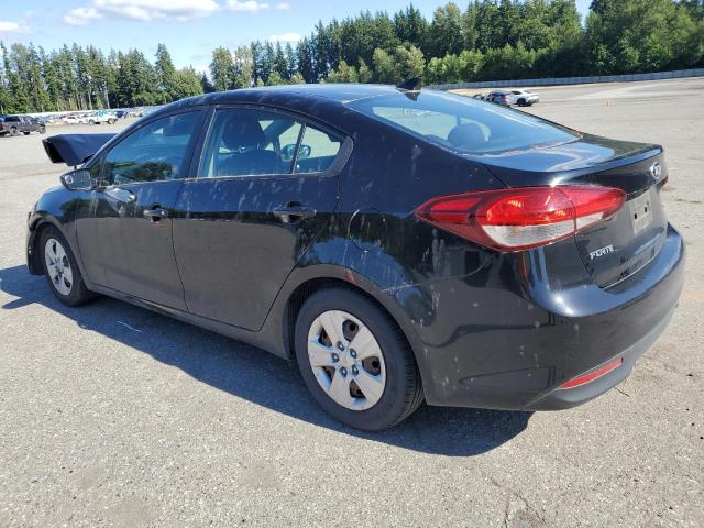 3KPFK4A75HE122590 - 2017 KIA FORTE LX BLACK photo 2