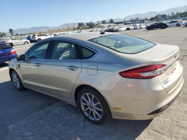 3FA6P0PU8JR274603 - 2018 FORD FUSION SE PHEV BEIGE photo 2