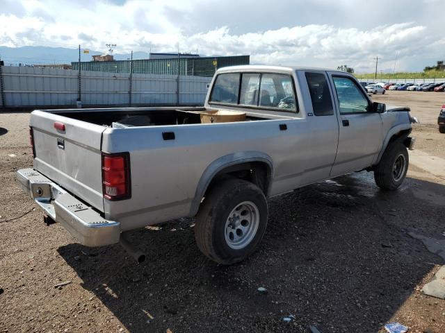 1B7GG23Y9SW912956 - 1995 DODGE DAKOTA SILVER photo 3