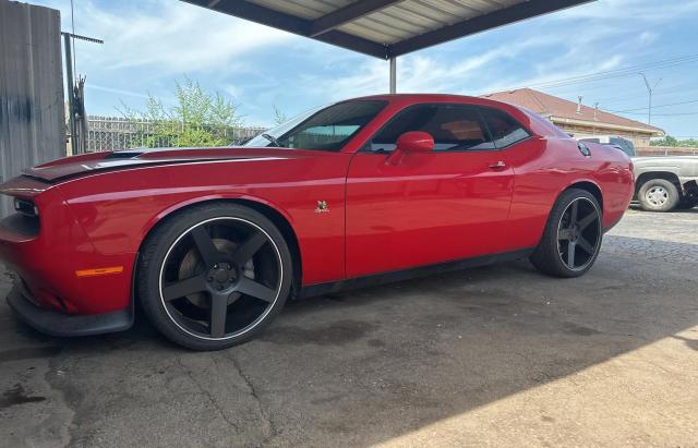 2C3CDZFJ6FH701298 - 2015 DODGE CHALLENGER R/T SCAT PACK RED photo 2