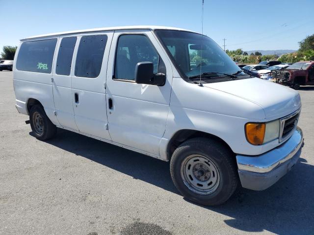 1FMRE11L75HA18541 - 2005 FORD ECONOLINE E150 WAGON WHITE photo 4