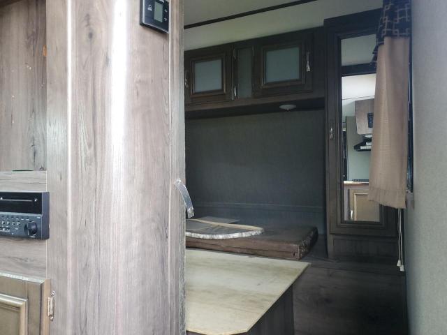 4YDT2812XJK413391 - 2018 PASSPORT TRAVELTRLR WHITE photo 5