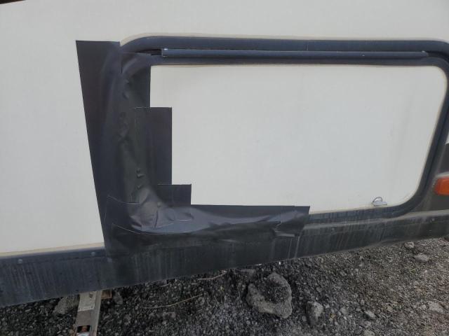 4YDT2812XJK413391 - 2018 PASSPORT TRAVELTRLR WHITE photo 9