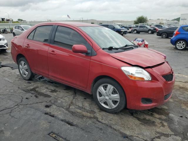 JTDBT903294050368 - 2009 TOYOTA YARIS RED photo 4