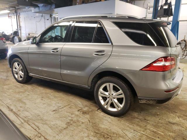 4JGDA5HBXDA192783 - 2013 MERCEDES-BENZ ML 350 4MATIC GRAY photo 2