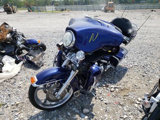 1HD1FCW186Y635609 - 2006 HARLEY-DAVIDSON FLHTCUI 蓝色 照片 2