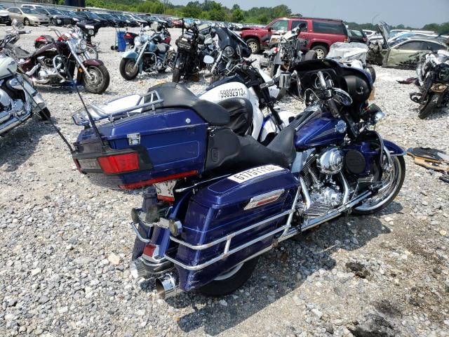 1HD1FCW186Y635609 - 2006 HARLEY-DAVIDSON FLHTCUI 蓝色 照片 4