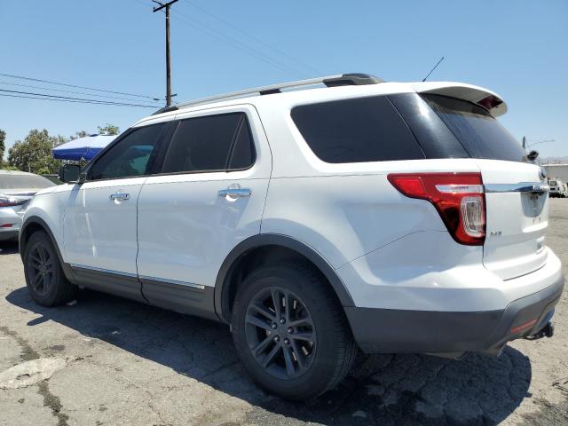 1FM5K7D81DGB72099 - 2013 FORD EXPLORER XLT WHITE photo 2