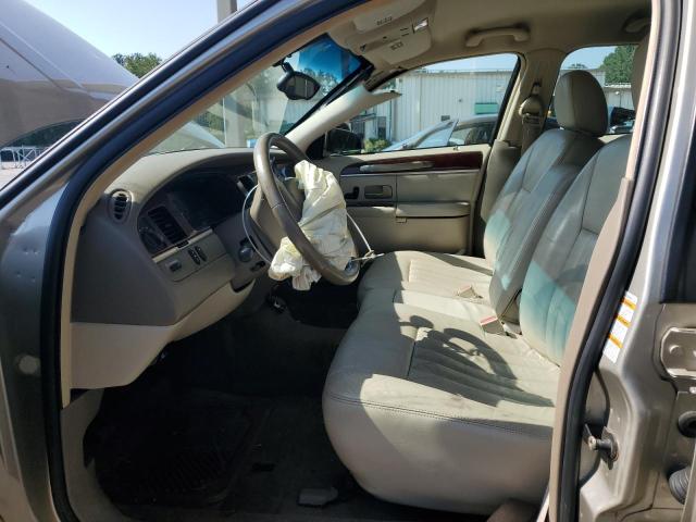 1LNHM81W74Y635261 - 2004 LINCOLN TOWN CAR EXECUTIVE Braun Foto 7