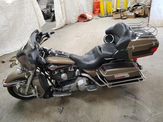 1HD1FCW105Y654525 - 2005 HARLEY-DAVIDSON FLHTCUI 黑色 照片 2