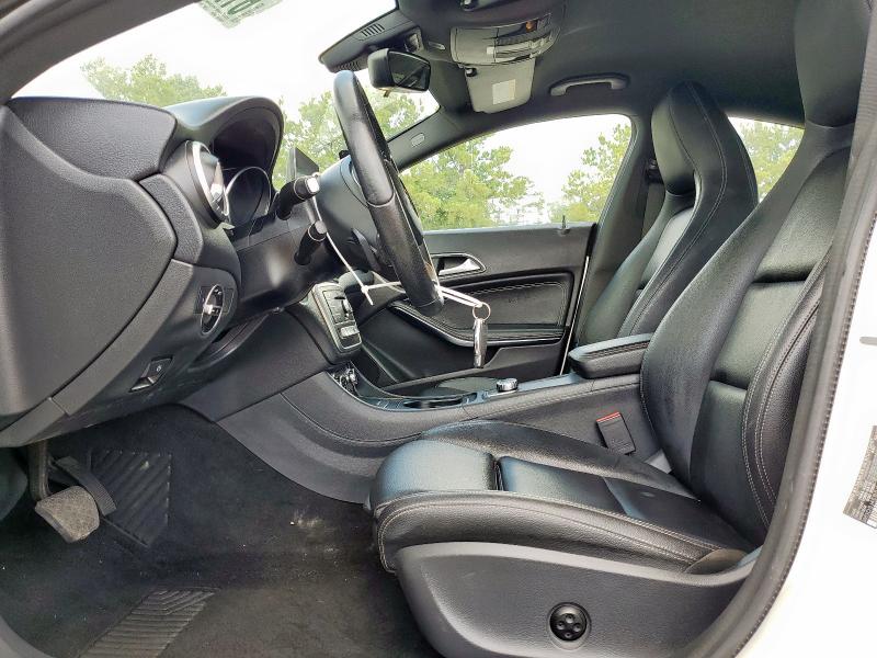 WDDSJ4EB5JN526433 - 2018 MERCEDES-BENZ CLA 250 WHITE photo 7